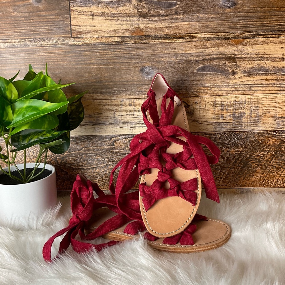 *LAST CHANCE*A.D Gladiator Sandals 6.5